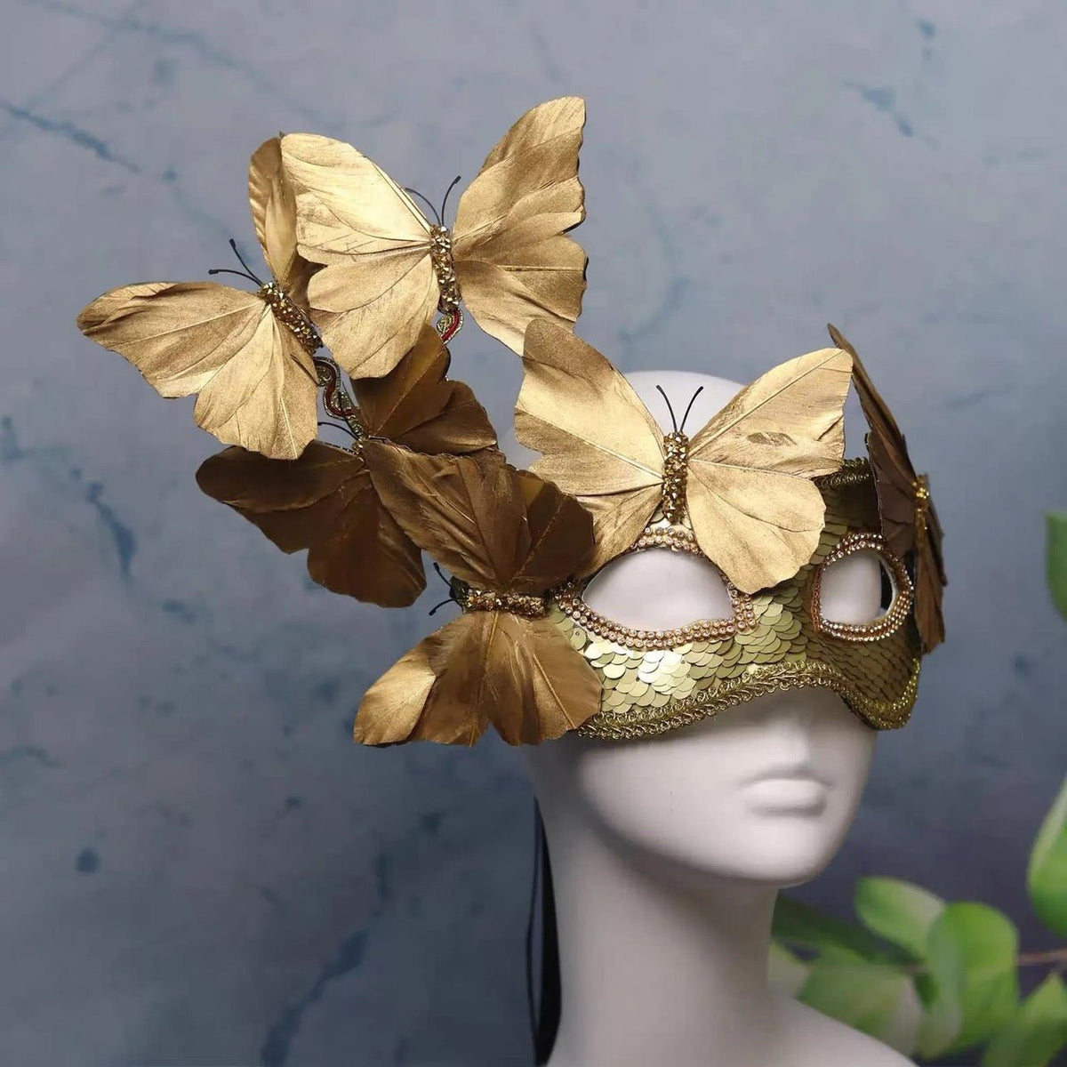 Gold Butterfly Masquerade Mask - EclipseAdorn