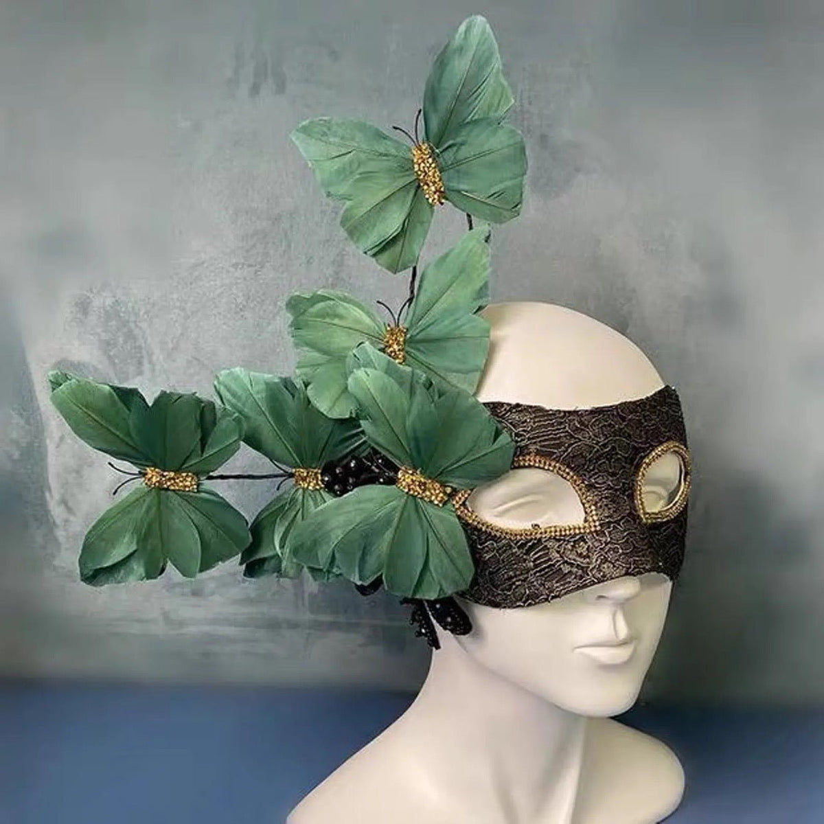 Gold Butterfly Masquerade Mask - EclipseAdorn