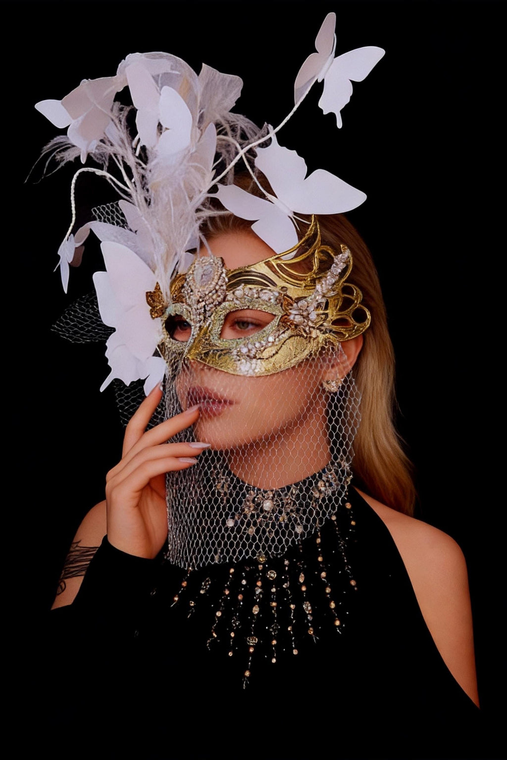Silver Crystal Masquerade Mask showing its carefully made details