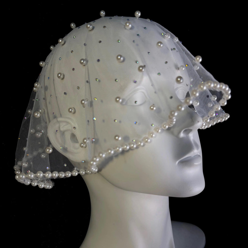 Detailed view of the handmade White Short Pearl Bridal Veil