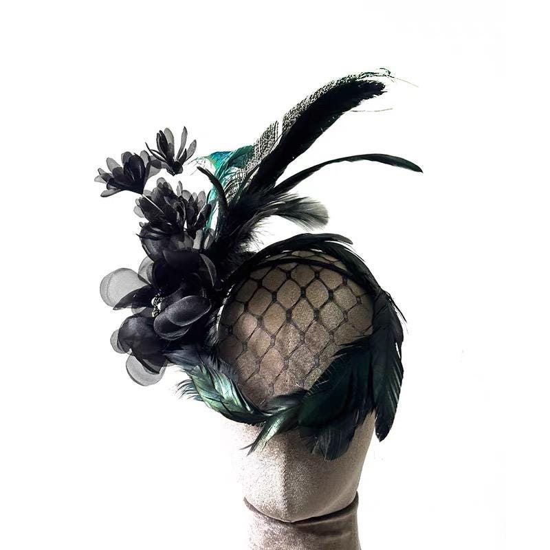 Black & Emerald Fishnet Bridal Veil showing its carefully made details