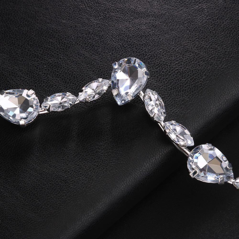 Additional handmade details of the Rhinestone Crystal Face Chain