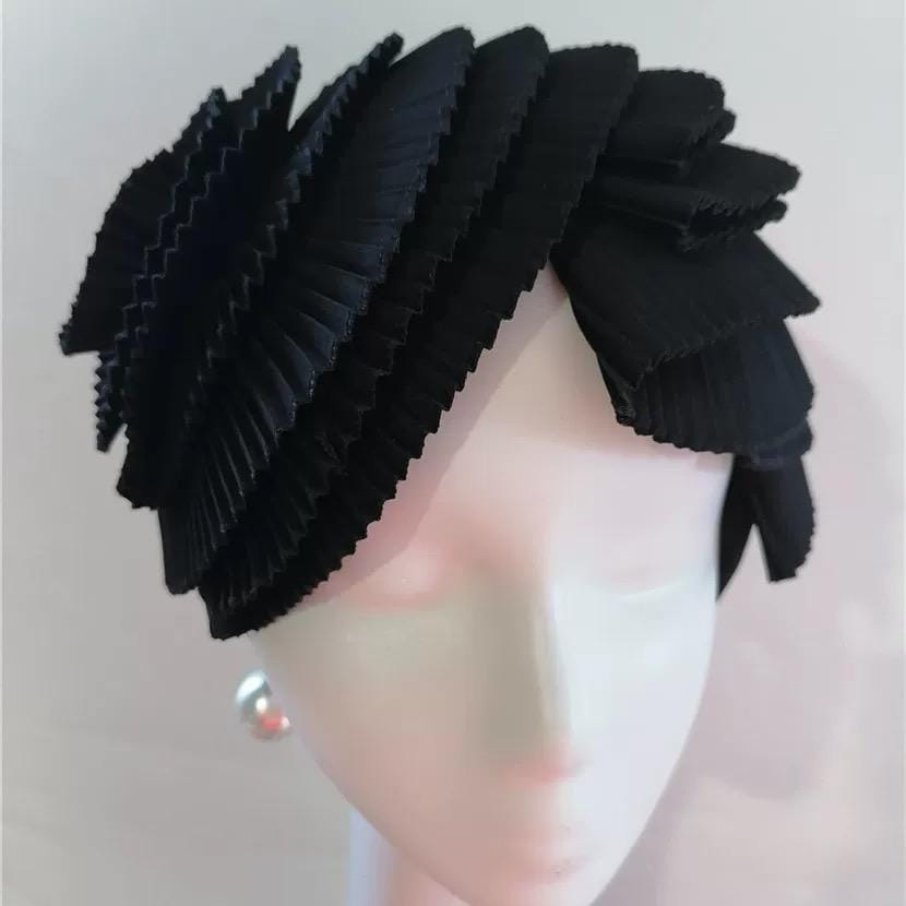 Black Avant Garde Pleated Sculptural Futuristic Headpiece showing its carefully made details