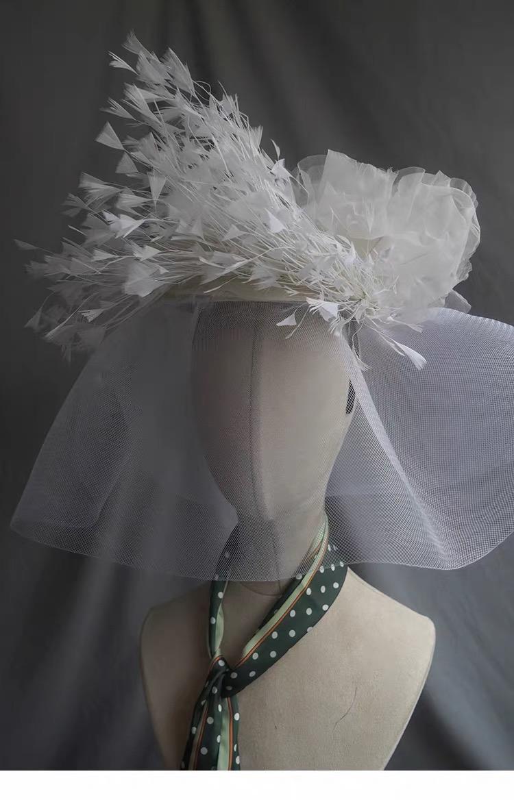 White Floral Fascinator Fascinator variant_title - EclipseAdorn
