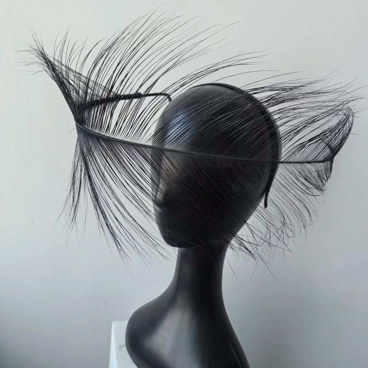 White Ostrich Feather Minimalist Avant Garde Headpiece Decorative Headpiece variant_title - EclipseAdorn