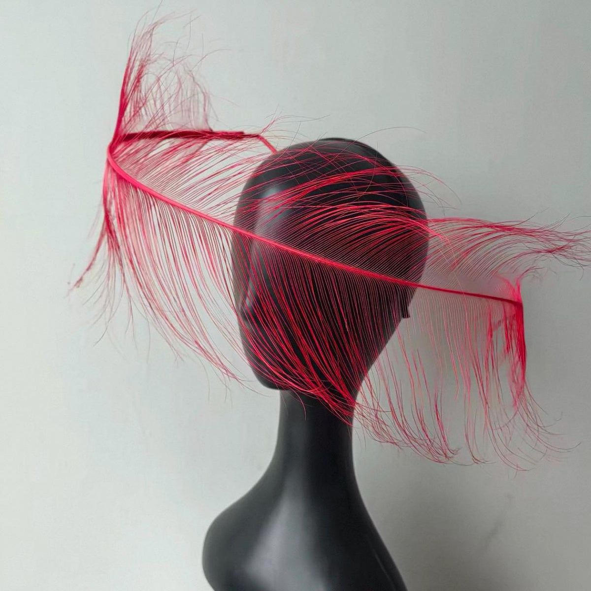 White Ostrich Feather Minimalist Avant Garde Headpiece Decorative Headpiece variant_title - EclipseAdorn