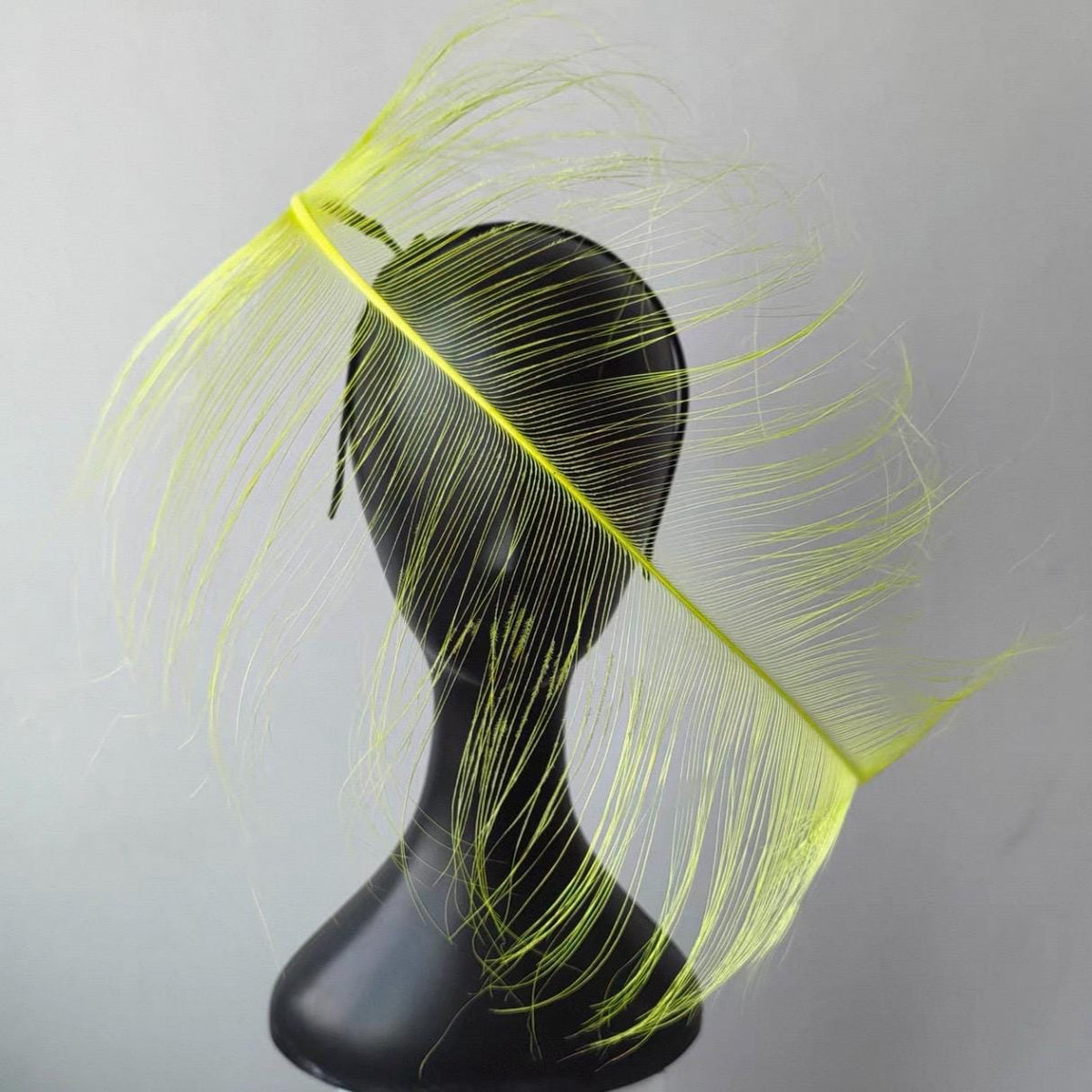 White Ostrich Feather Minimalist Avant Garde Headpiece Decorative Headpiece variant_title - EclipseAdorn
